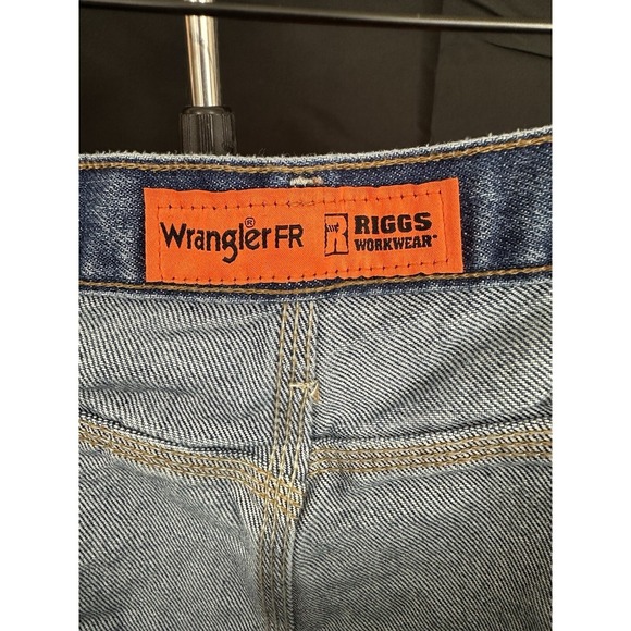 Wrangler Riggs Workwear FR Jeans Mens 44x32 Blue Flame Resistant 10FR3W020 CAT2 - Picture 3 of 9